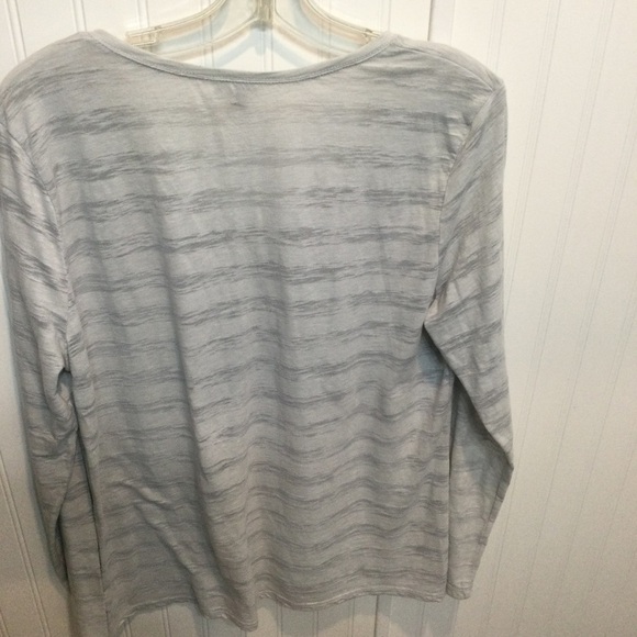 J.Jill Long Sleeve Gray & White V Neck Casual Top Size XL - Picture 4 of 8